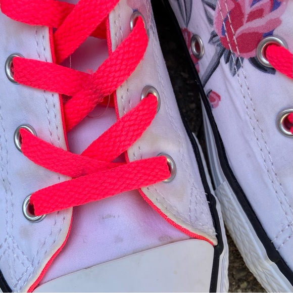 Converse Chuck Taylor All Star Pretty Strong girls low sneakers. Size 3. Used - Picture 3 of 11